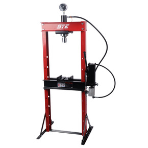 GTE-HPB13020 - Пресс пневмогидравлический 20т напольный гаражный GTE - 
Усилие: 20 т
Ширина рабочего стола: 500 мм
Глубина рабочего стола: 120 мм
Максимальный подъем станины: 1110 мм
Гидравлический ход: 145 мм
Привод насоса: пневматический
Тип: напольный