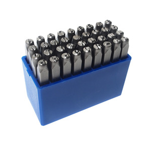 JTC-7251 - Клейма буквенные кириллица 4мм (HRC 60+-2° DIN 1451) JTC - Клейма буквенные кириллица
Технические характеристики:

Тип: кириллица
Размер: 4мм
Твердость: 60±2HRC
Посадочный квадрат: 1/4″
Длина: 60,8мм
Материал: хромованадиевая сталь