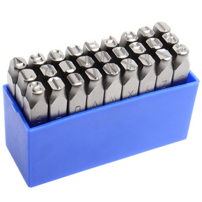 JTC-7249 - Клейма буквенные латиница 8мм (HRC 60+-2° DIN 1451) JTC - Клейма буквенные латиница


Тип: латиница;
Размер: 8 мм;
Твердость: 60±2HRC;
Материал: хромованадиевая сталь;
Комплектация: 27 предметов (