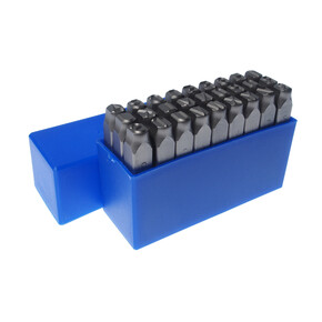 JTC-JW0914-8 - Клейма буквенные латиница 8мм JTC - 
Материал: CR-V.
Твердость: HRC 60±2° Industrial level (DIN 1451).